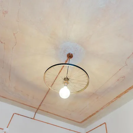 Апартаменты Elisa's Flat - 5 Min From Train Station & 10 Min From Венеция