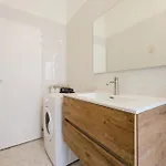 Apartamento Elisa's Flat - 5 Min From Train Station & 10 Min From